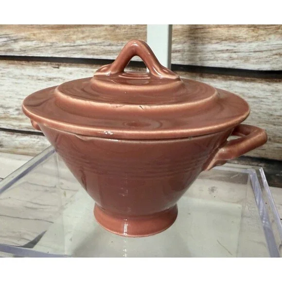 Art Deco Homer Laughlin China Harlequin Shrimp Pink Covered Sugar Bowl - Picture 5 of 10